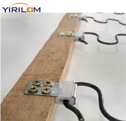 4 lubang logam plastik Zig Zag Spring Clip Untuk Memperbaiki Grapa De Resorte Para Sofa Tempat Tidur Spring Clip