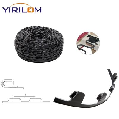 Strip Klip Plastik Panjang Kustom 500m untuk Pegas Zigzag dengan Klip yang Sudah Diberi Jarak dan Material PP atau Nilon yang Tahan Lama